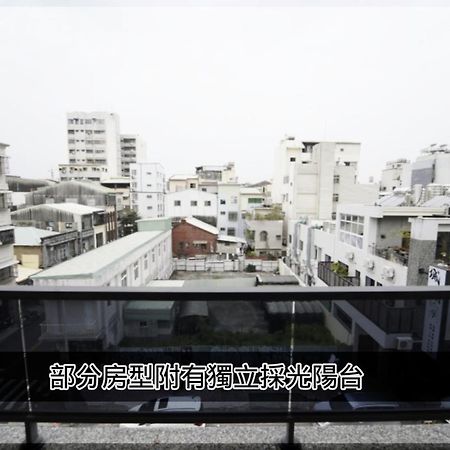 日光艾宅 Tainan Luaran gambar