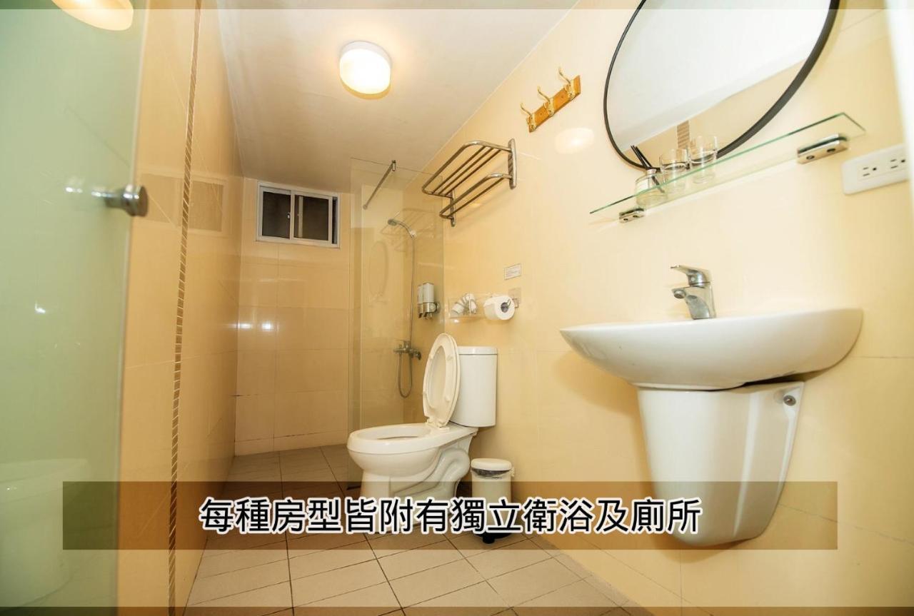 日光艾宅 Tainan Luaran gambar